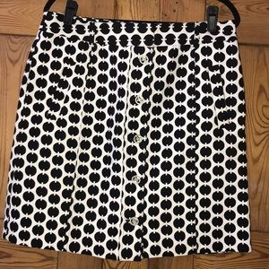Adrienne Vittadini A-line button front B&W  skirt.